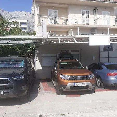 Apartment Andrijasevic *
