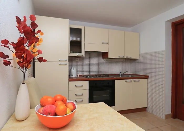 Andrijasevic Makarska