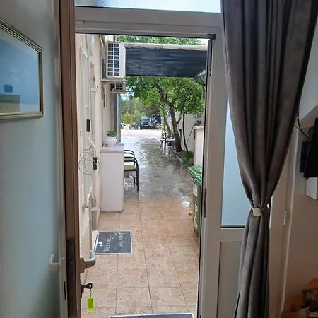 Apartment Andrijasevic *