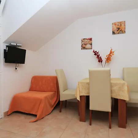 Apartment Andrijasevic *